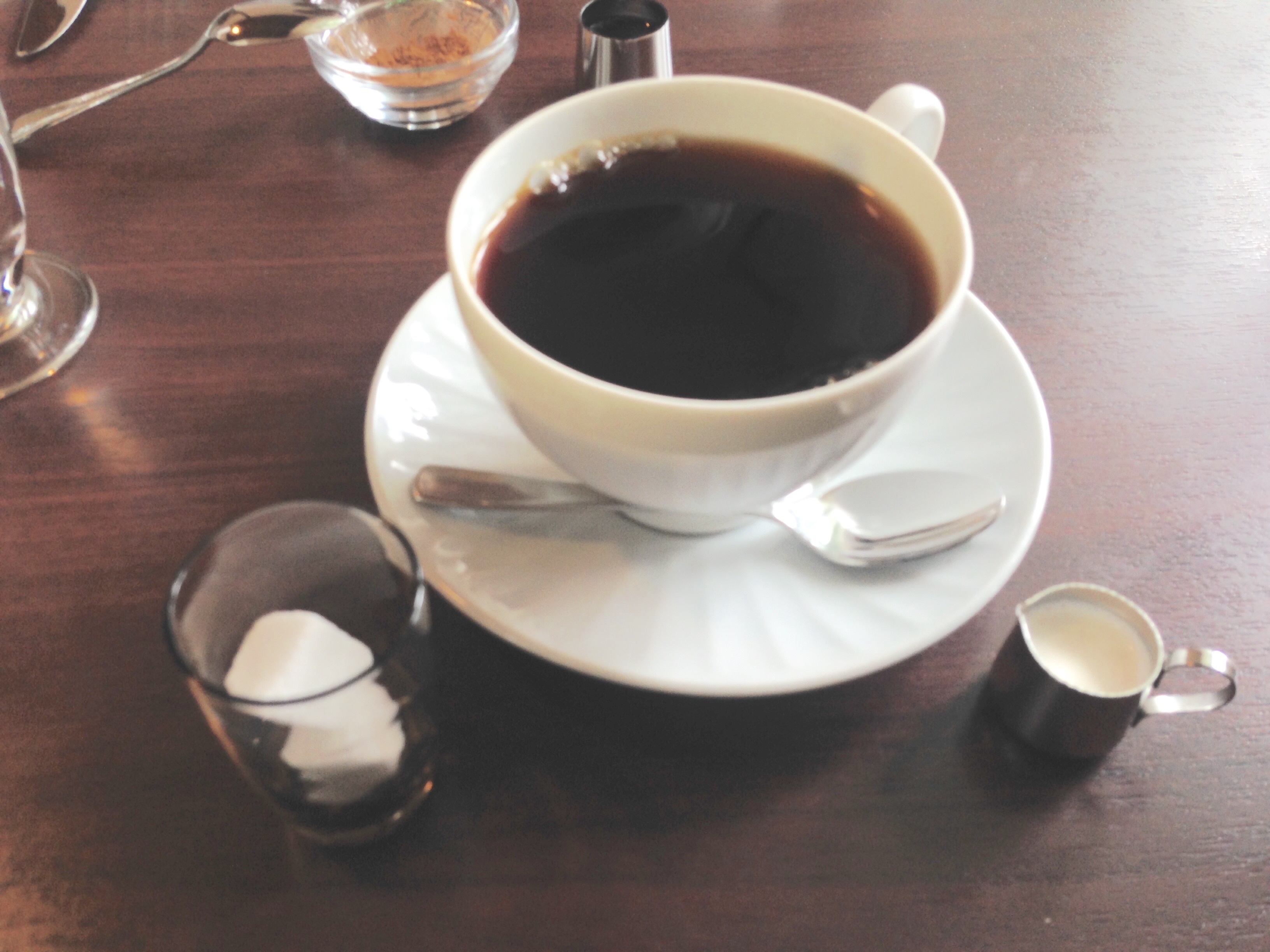 亀田山喫茶室（松江）：興雲閣の大正ロマンの中でフレンチトーストモーニング