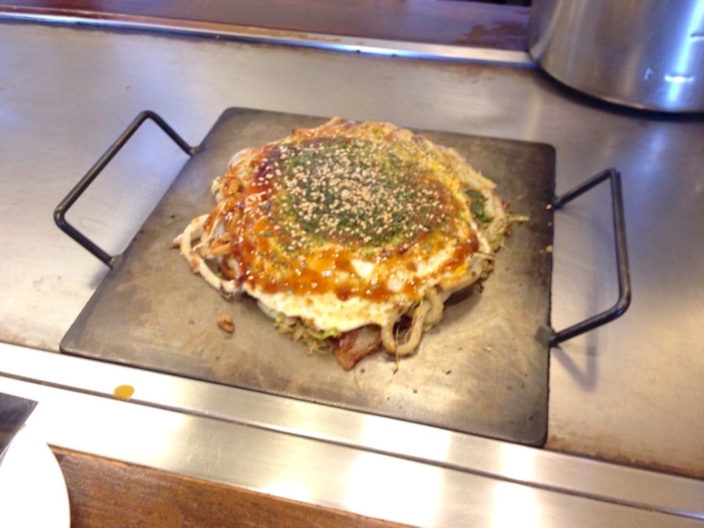 広島鉄板焼きHERA｜出雲市で本格広島風お好み焼き食べるなら！