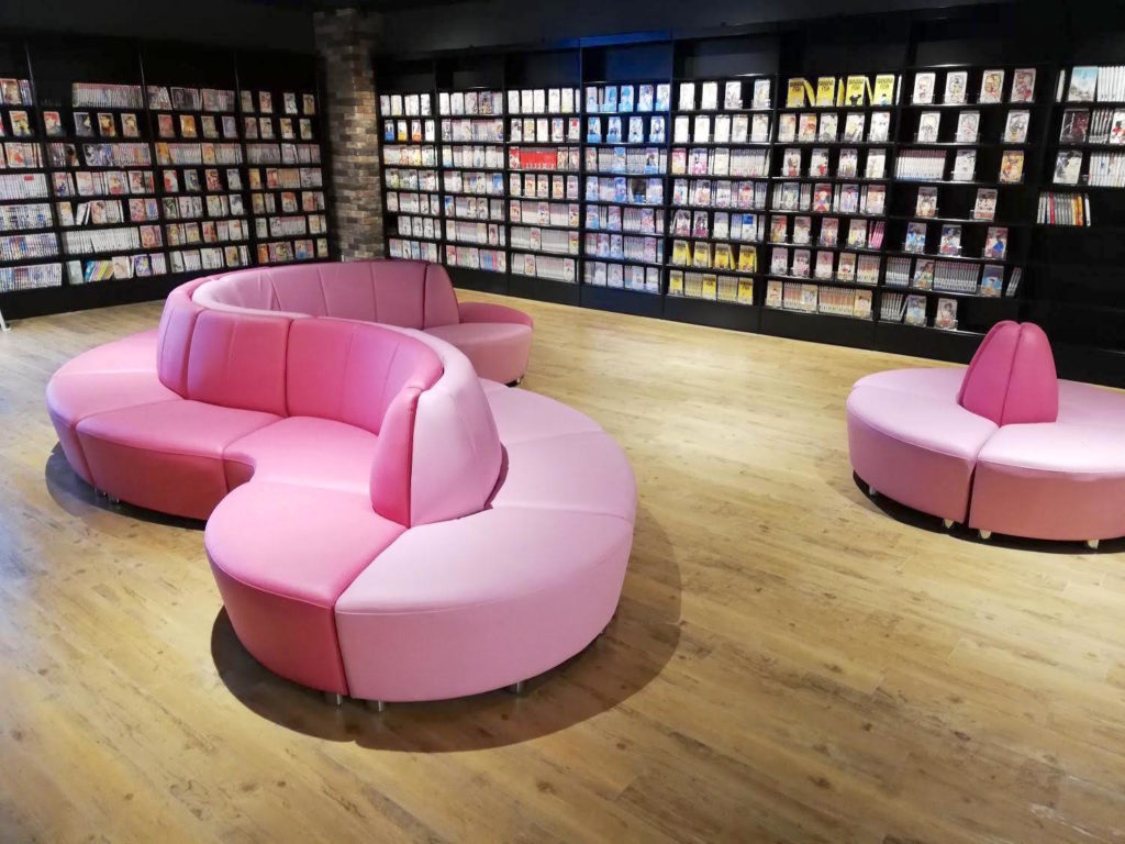 米子マンガミュージアムの椅子