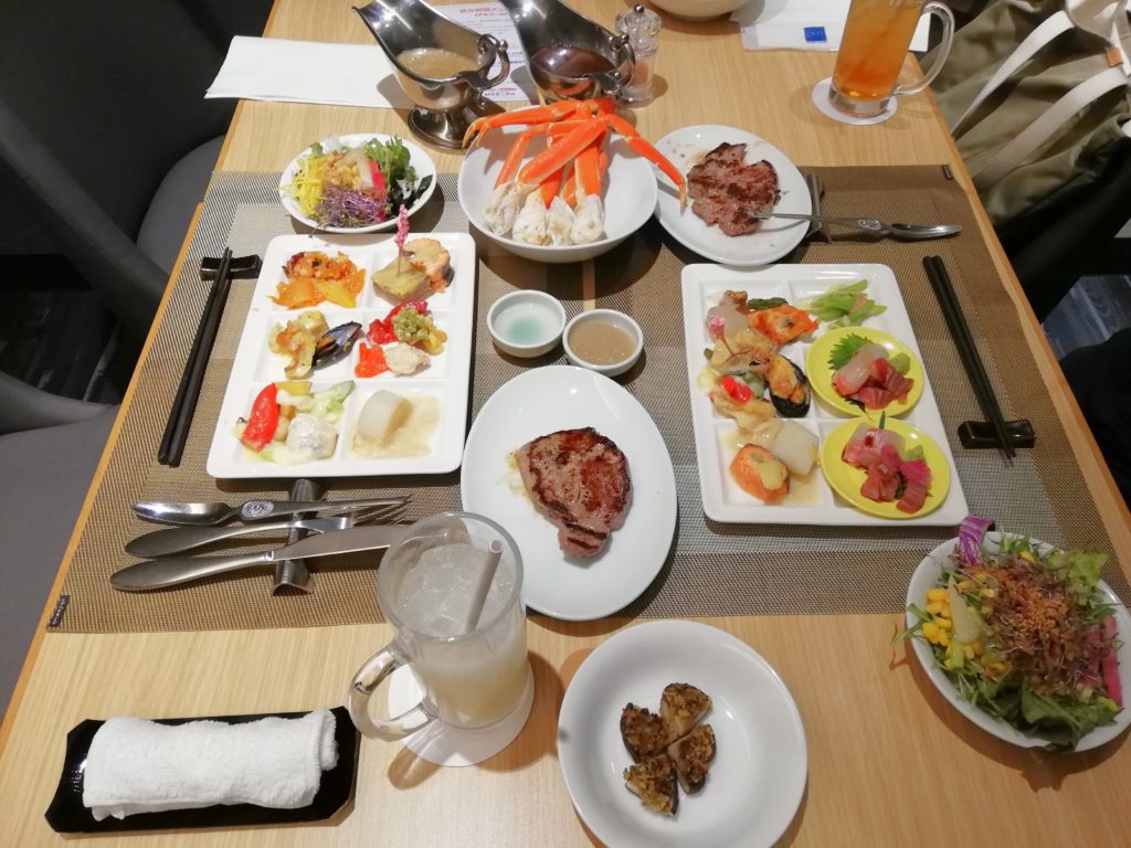 松江エクセルホテル東急　mosoro ディナービュッフェ