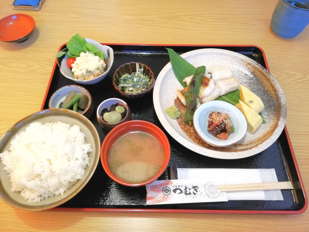 料亭気分でランチを堪能！お食事処つむぎ｜出雲市